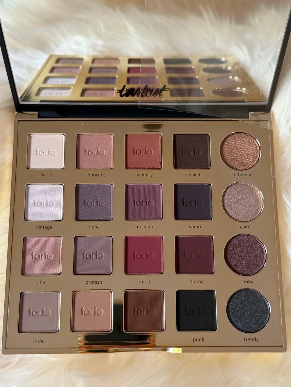 NIB Tarte Tarteist Pro Glow Amazonian Clay Eyeshadow Palette